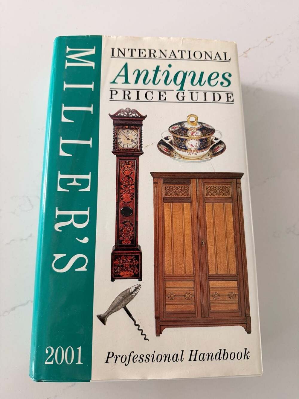 Miller's Antiques Price Guide 2001: Volume XXII Professional Handbook